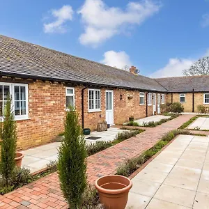  Holiday home Stable Block