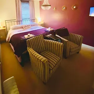 Modern Ground Floor With Free Parking Very Near Centre , Ripon United Kingdom